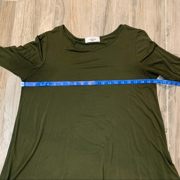 CJLA olive green high low t shirt size medium - Picture 6 of 7